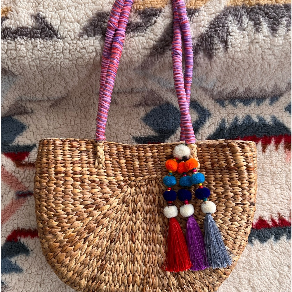 Woven straw, BoHo purse NWOT